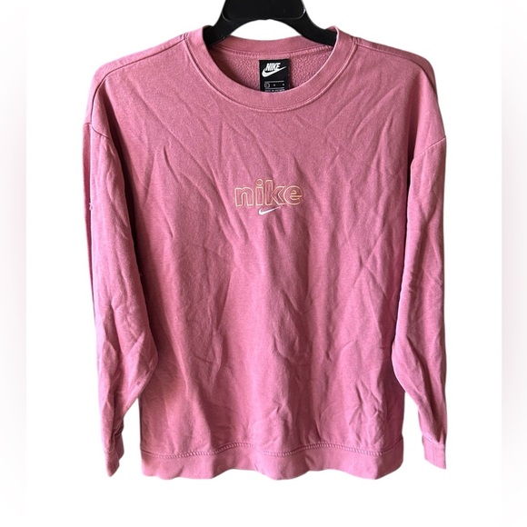 Nike Women’s Pullover Sweatshirt - Picture 1 of 4